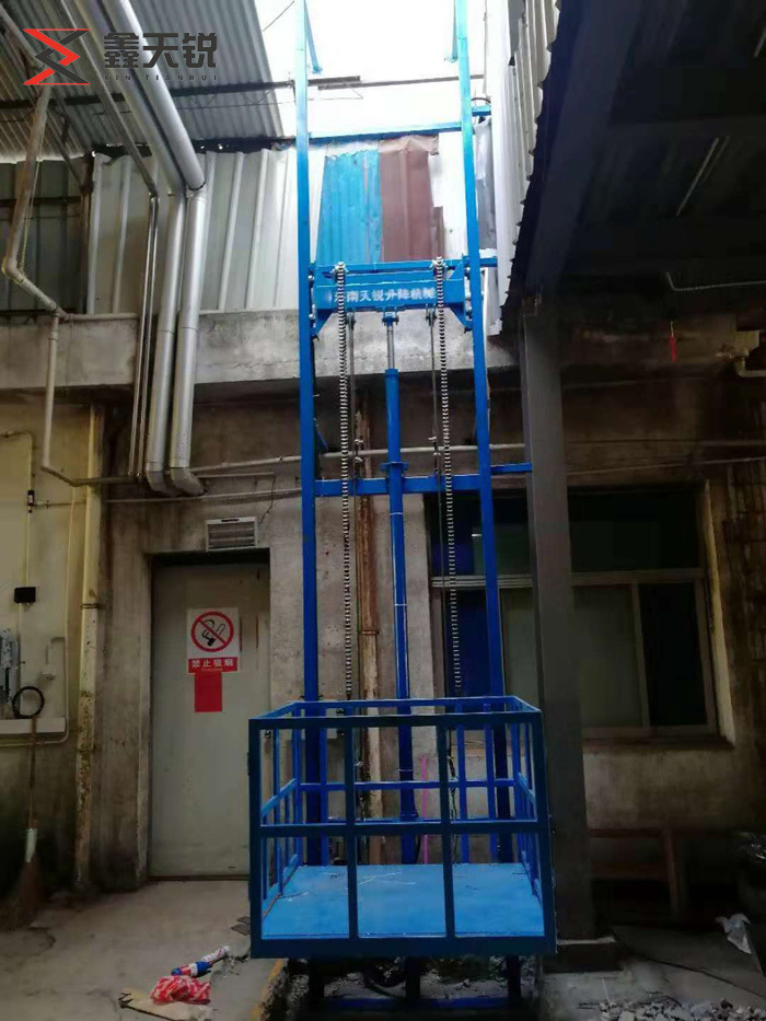 黑河导轨式升降货梯